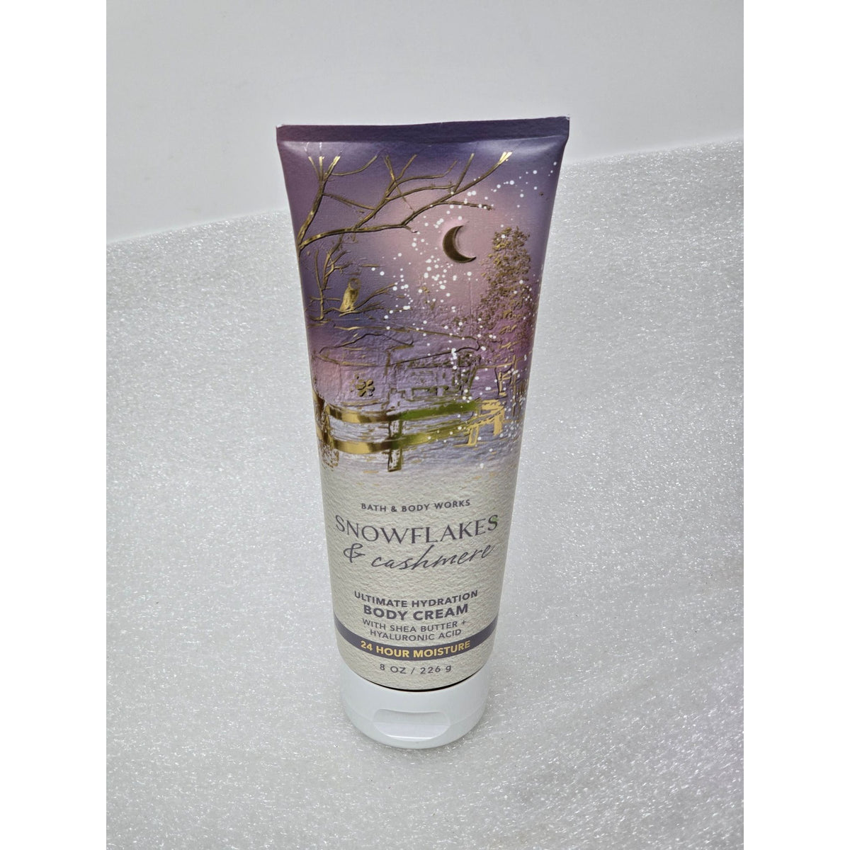 Bath & Body Works Snowflakes & Cashmere Body Cream Ultimate Hydration 8 oz