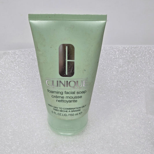 Clinique Foaming Facial Soap 5 Fl. Oz. / 150 Ml For Very Dry To Combination Skin