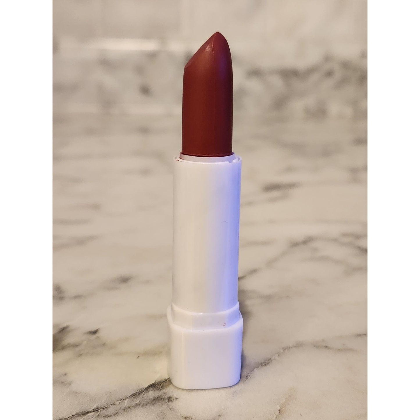 L.A. Colors Lipstick Sugar Long-Lasting Hydrating Formula