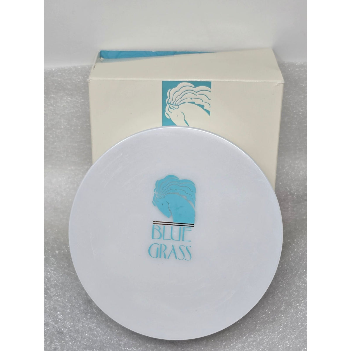 Blue Grass Dusting Powder By Elizabeth Arden 5.3 Oz / 150