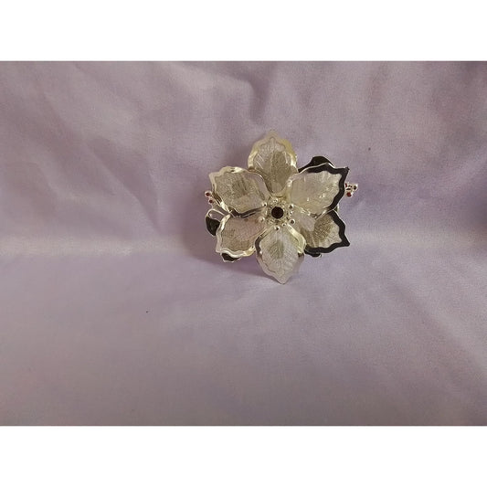 Kenneth Cole Gold Mesh & Black Poinsettia Brooch Vintage Floral Pin Holiday KC