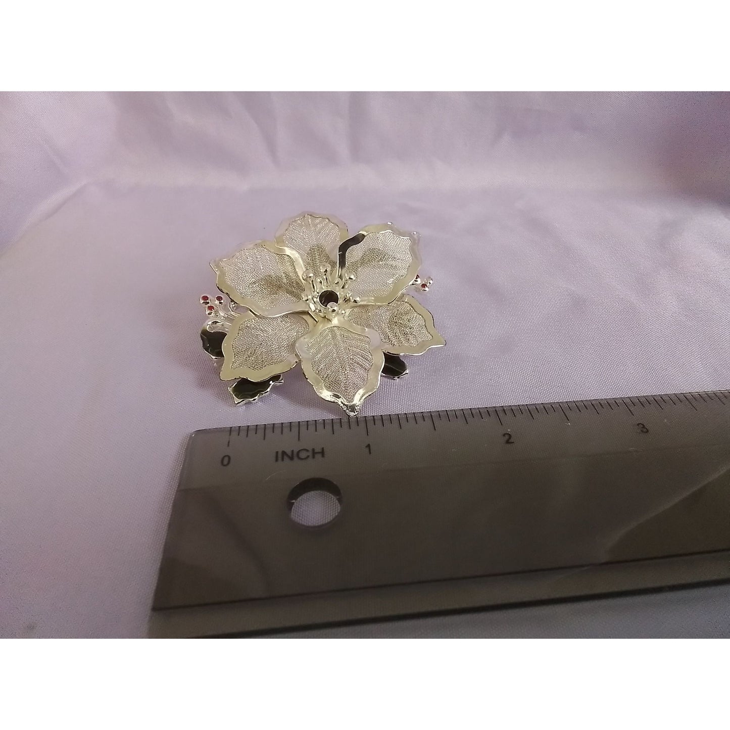 Kenneth Cole Gold Mesh & Black Poinsettia Brooch Vintage Floral Pin Holiday KC