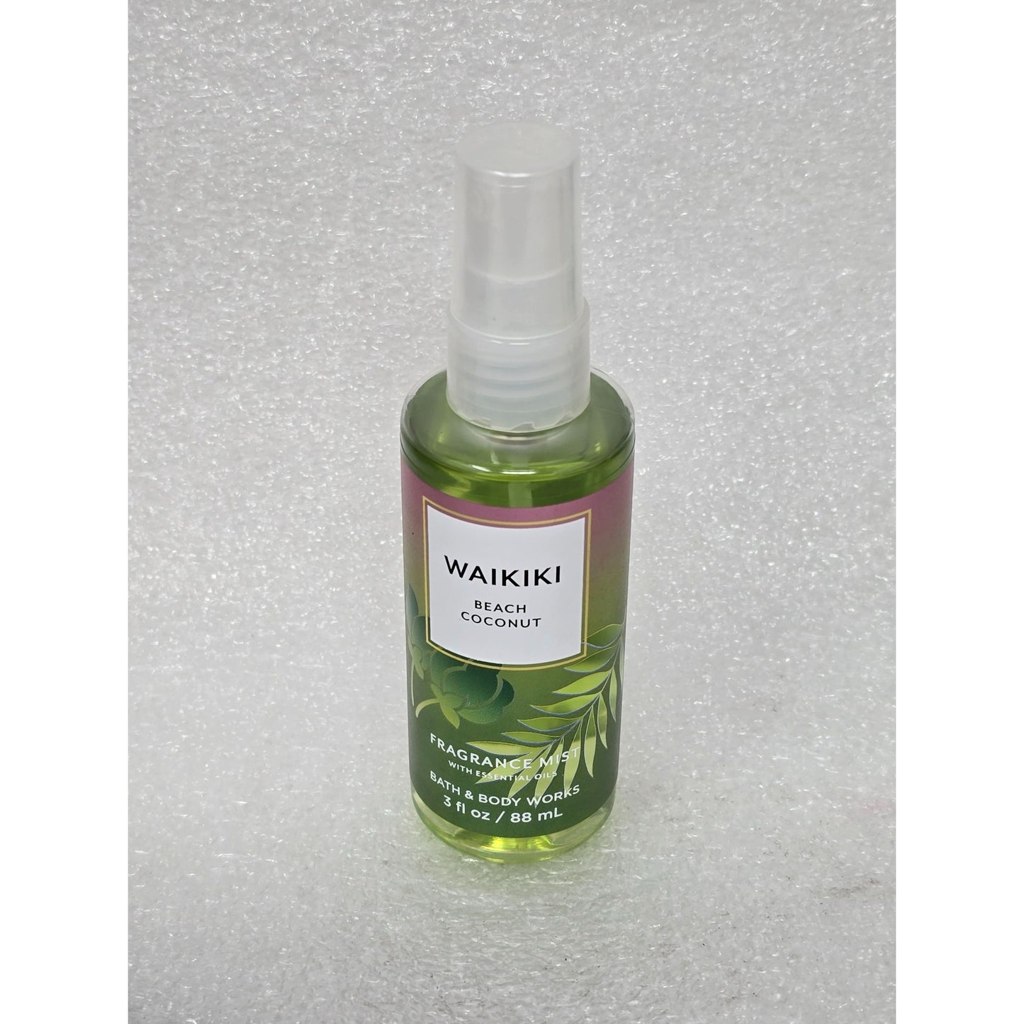 Bath & Body Works Waikiki Beach Coconut Fragrance Mist 3 oz Travel Size