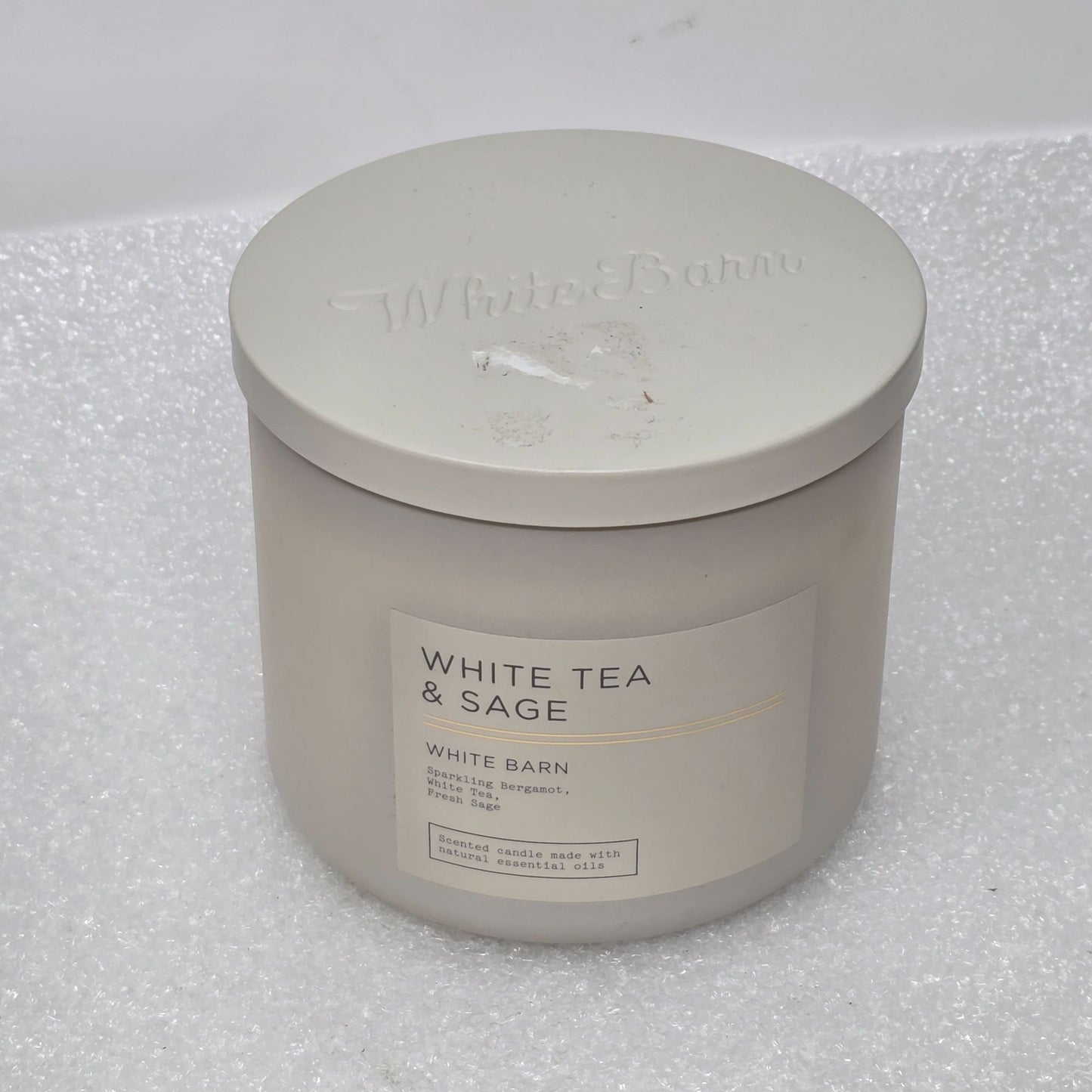 Bath & Body Works White Barn White Tea & Sage Scented Candle Essential Oils