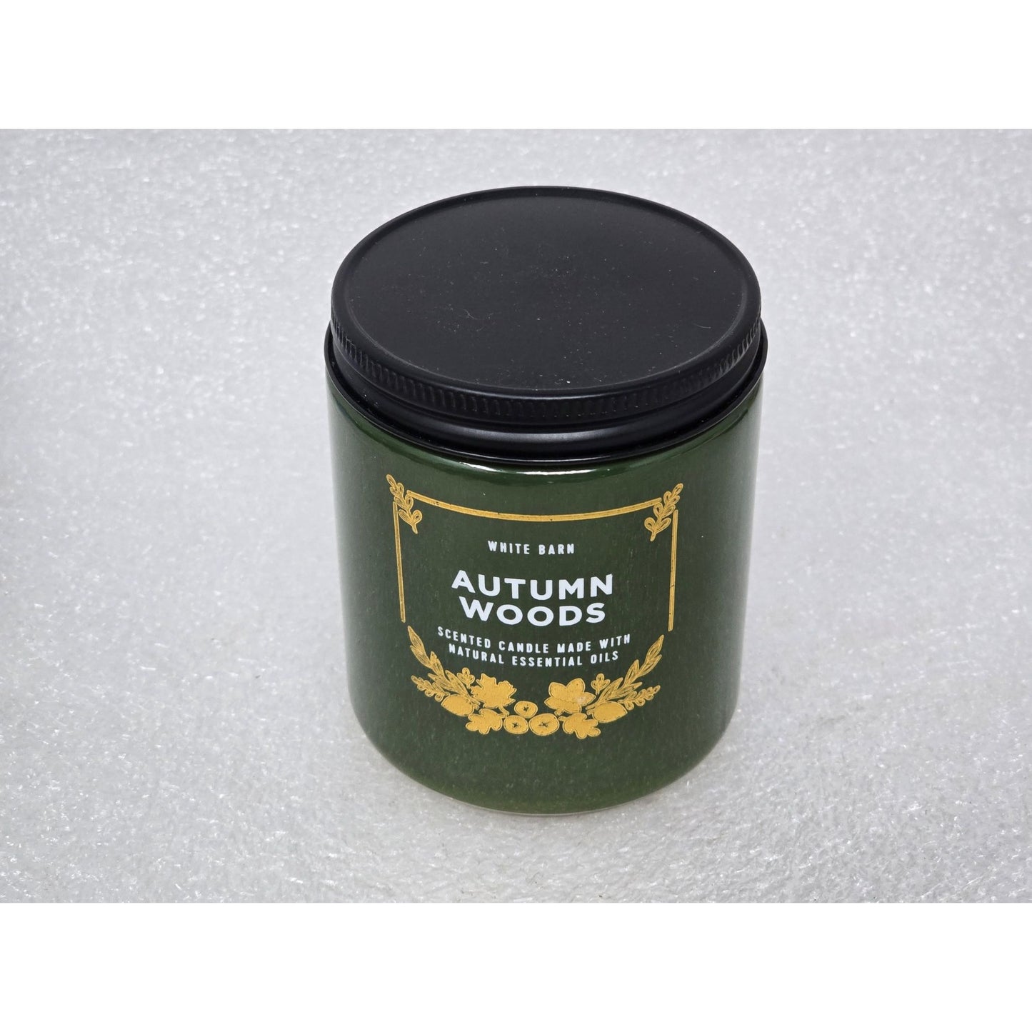Bath Body White Barn Autumn Woods Scented Candle With Natural Essential Oils