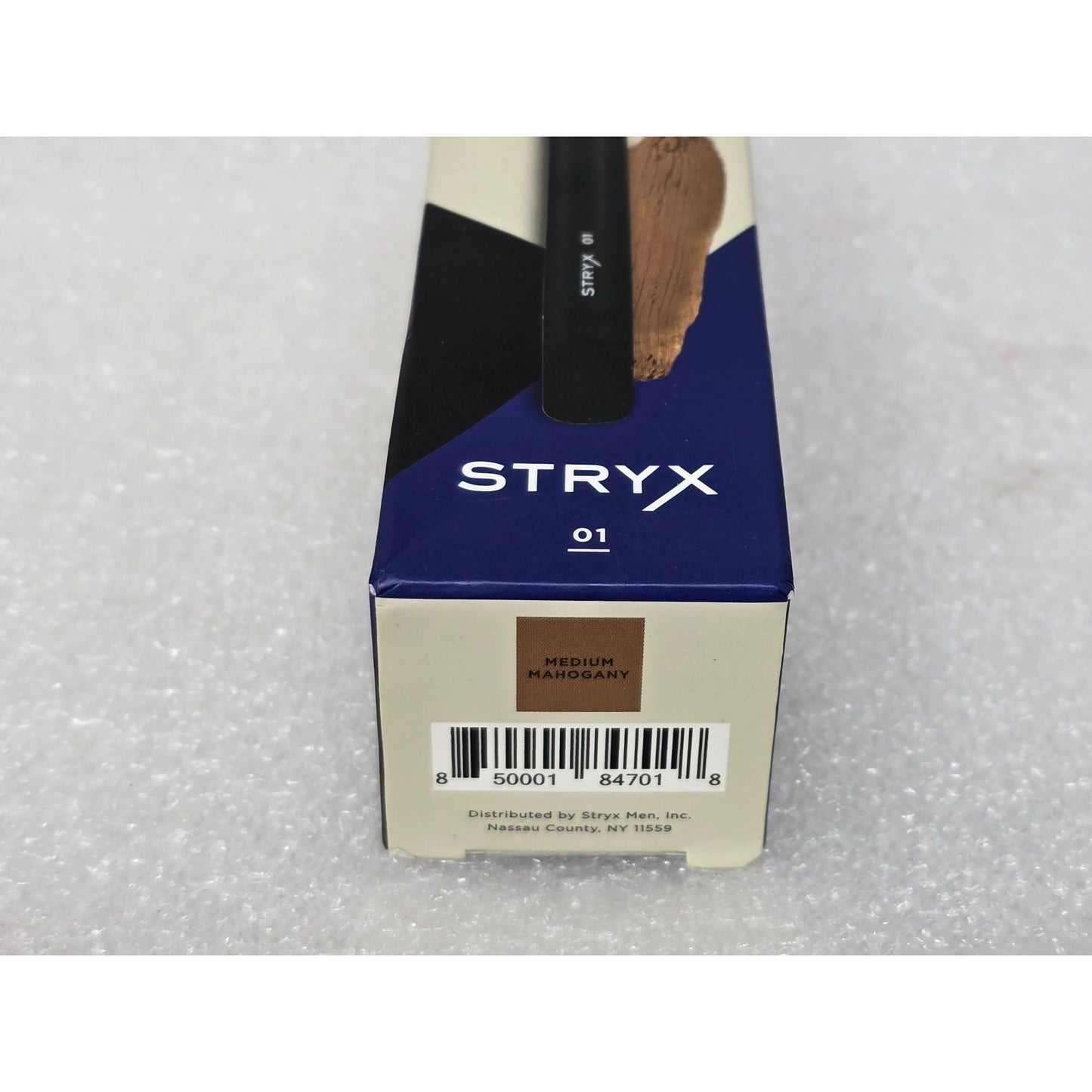 Stryx 01 Concealer Tool Medium Mahogany For Men 1.8g