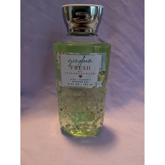 Gingham Fresh Aloe & Vitamin E Shower Gel 10 Fl Oz By Bath & Body Works