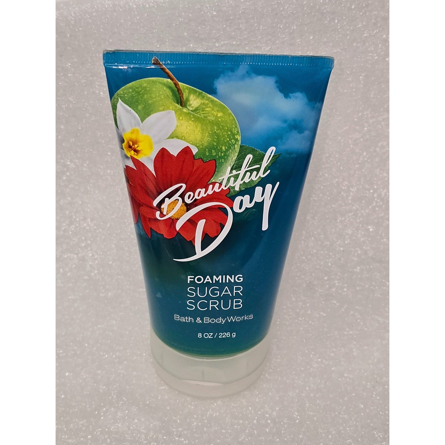 Bath & Body Works Beautiful Day Foaming Sugar Scrub 8 Oz