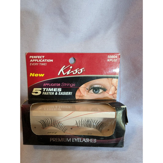 Kiss Premium Eyelashes With Applicator Strings For Easy Use & Natural Look