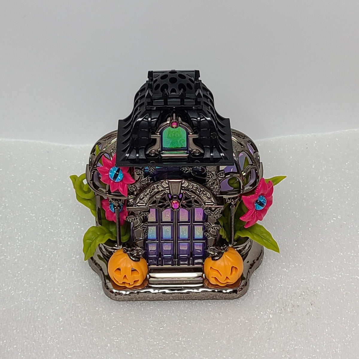 Bath & Body Works Wallflower Plug-In 2021 Halloween Haunted House Projector