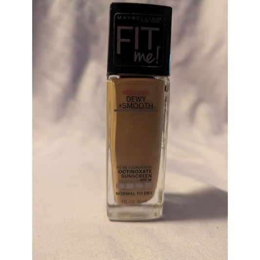 Maybelline Fit Me Foundation 225 Medium Buff Dewy + Smooth With SPF 18 For Normal To Dry Skin