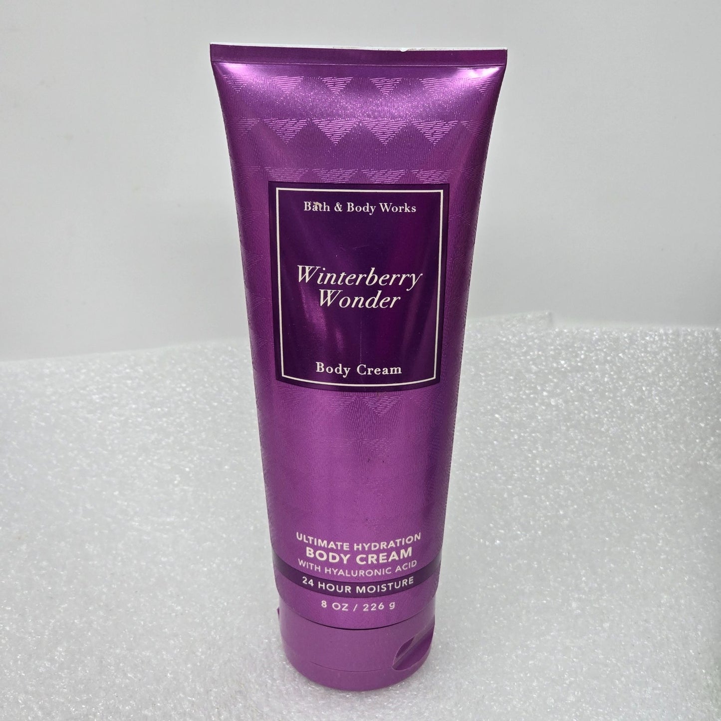 Bath &amp; Body Works Winterberry Wonder Ultimate Hydration Body Cream 8 oz