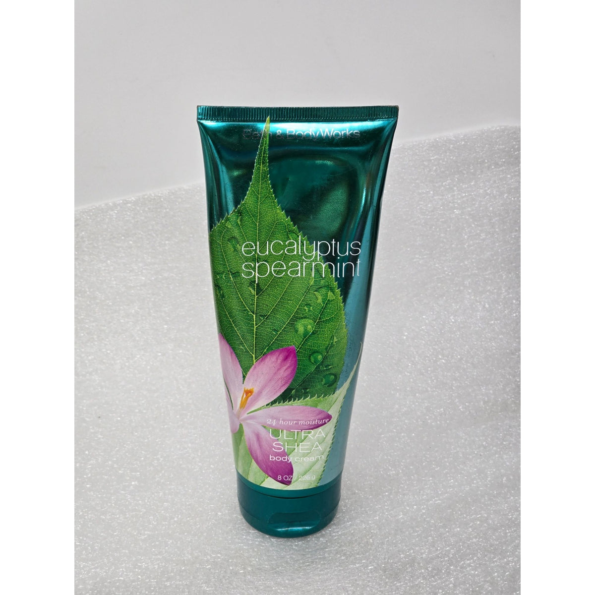 Bath & Body Works Eucalyptus Spearmint Ultra Shea Body Crea24-Hour Moisture