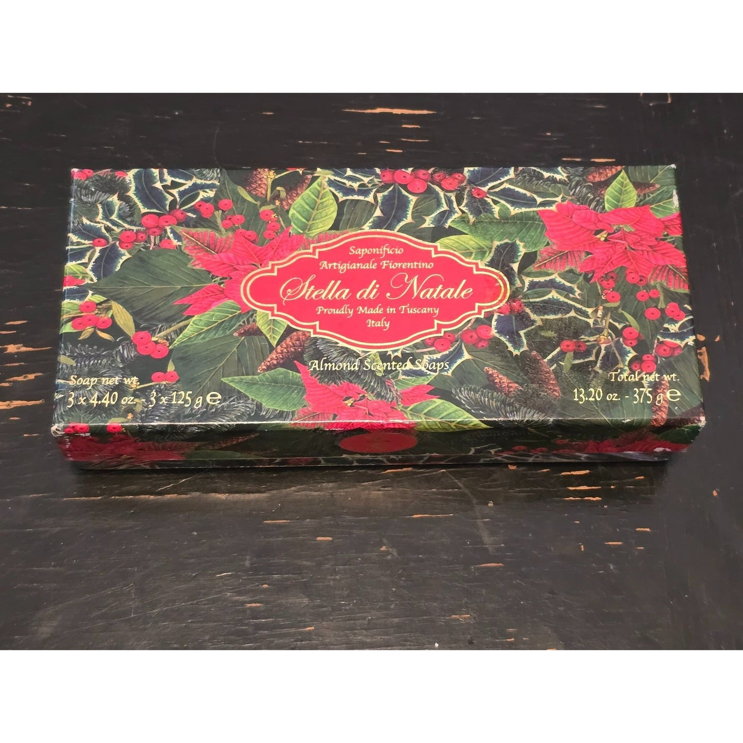 Saponificio Artigianale Fiorentino Stella Di Natale Almond Scented Soap Set of 3