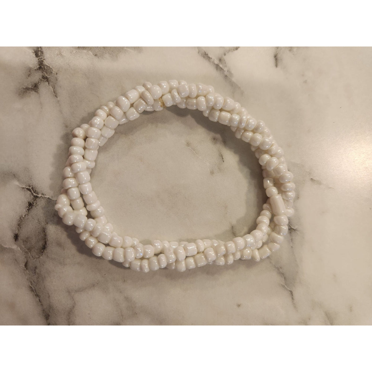 Vintage White Beaded Stretch Bracelet