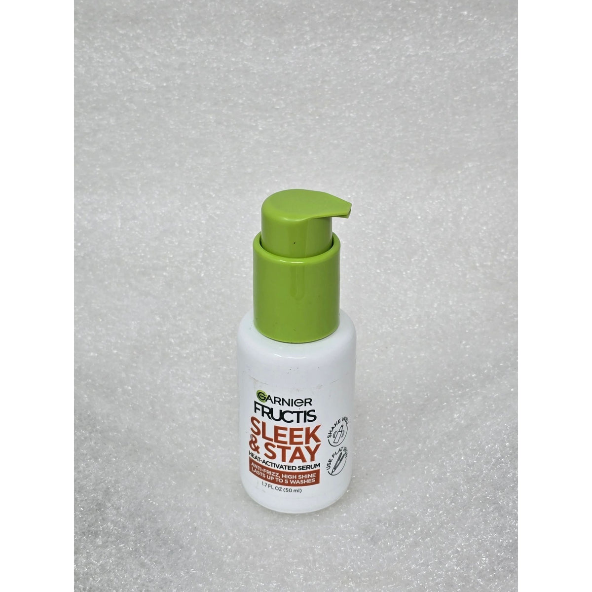 Garnier Fructis Sleek & Stay Heat-Activated Anti-Frizz Serum 1.7 Fl Oz
