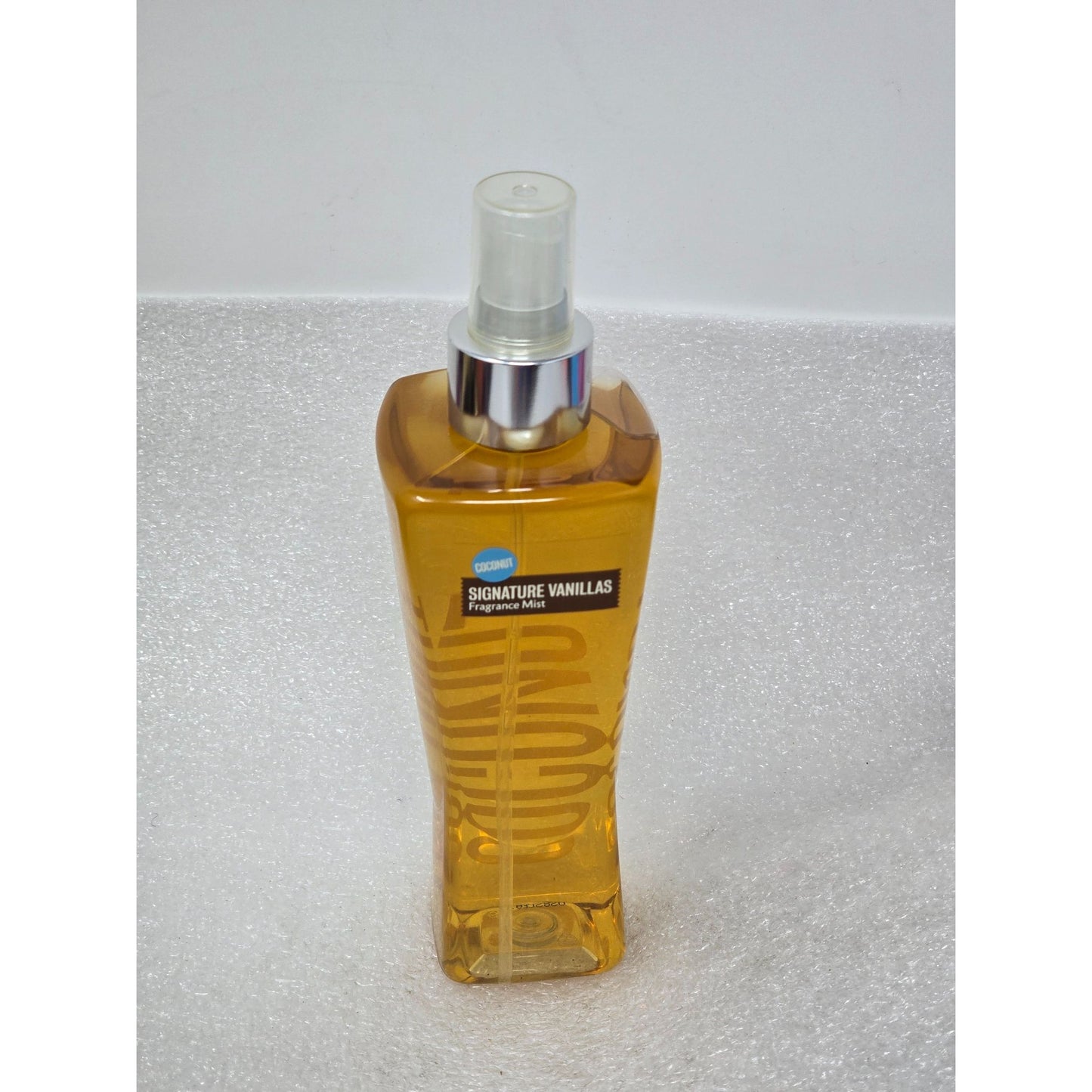 Bath & Body Works Coconut Signature Vanillas Fragrance Mist 8 oz
