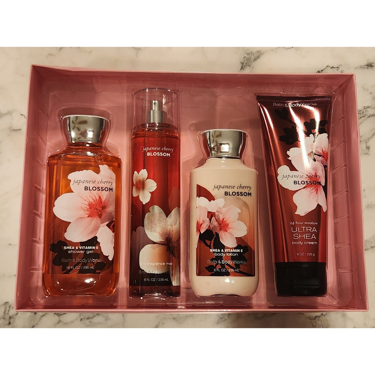 Bath & Body Works Japanese Cherry Blossom Gift Set