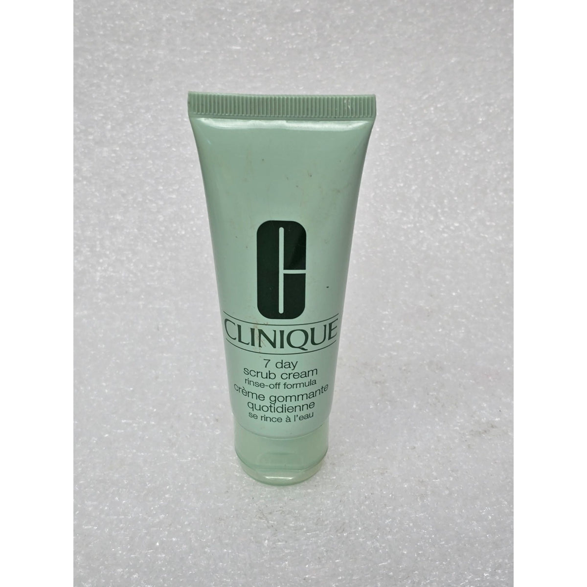 Crema Rinse Clinique 7 Day Scrub Cream Rinse-Off Formula Exfoliates & Smooths Skin ...