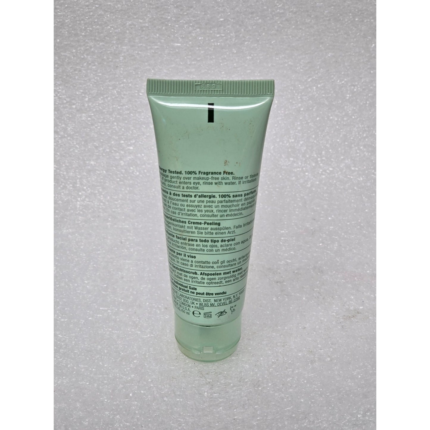 Clinique 7 Day Scrub Cream Rinse-Off Formula Exfoliates & Smooths Skin
