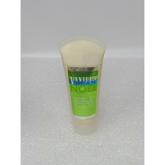 Bath & Body Works Moisturizing Hand Lotion Vanilla Bean Noel 2 oz