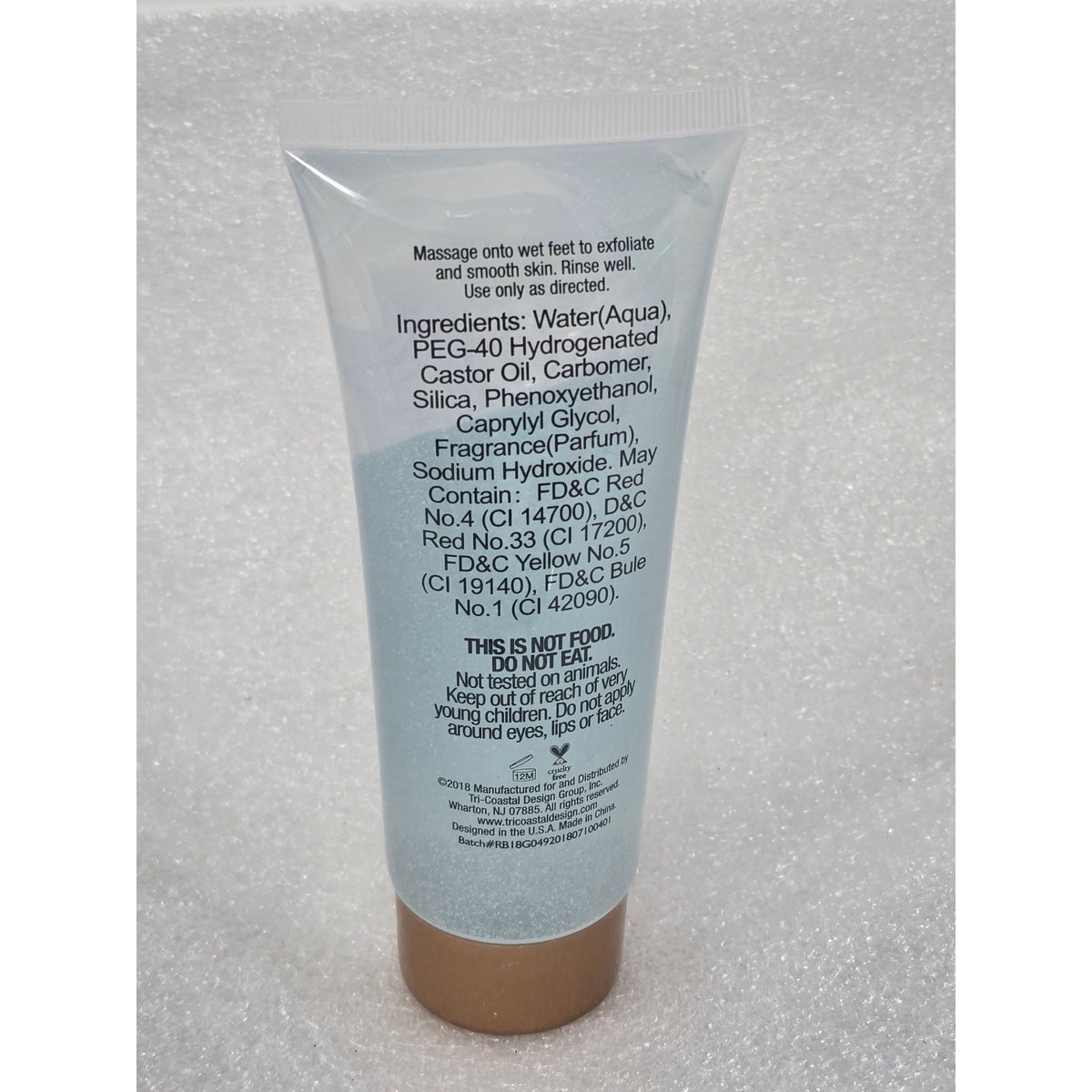 Simple Pleasures Let It Snow Berry Icicle Scented Foot Scrub 5.4 Fl Oz 160 Ml