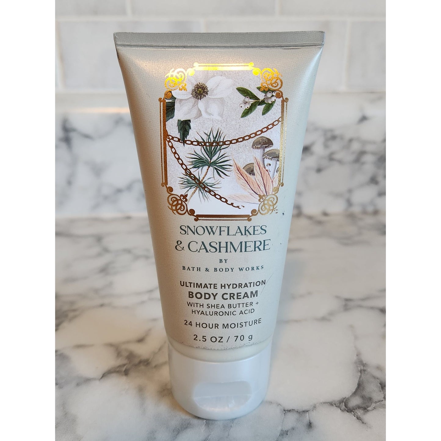 Bath & Body Works Snowflakes & Cashmere Body Cream 2.5 oz Travel Size