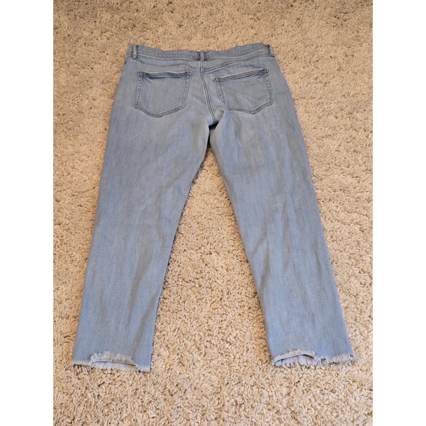Ann Taylor LOFT Women's Boyfriend Jeans Size 8 Light Wash Cropped Raw Hem