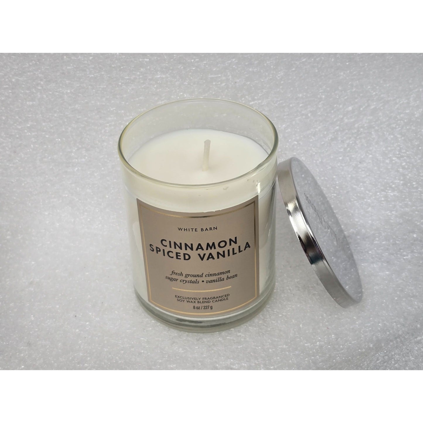 Bath & Body Works White Barn Cinnamon Spiced Vanilla 8 Oz Soy Wax Blend Candle