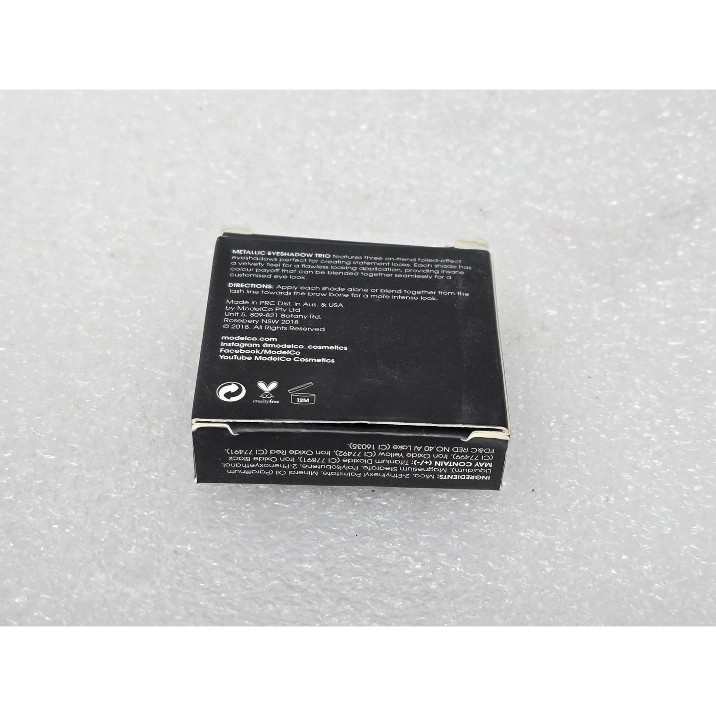 Model Co Metallic Eyeshadow Trio Mykonos Compact Palette