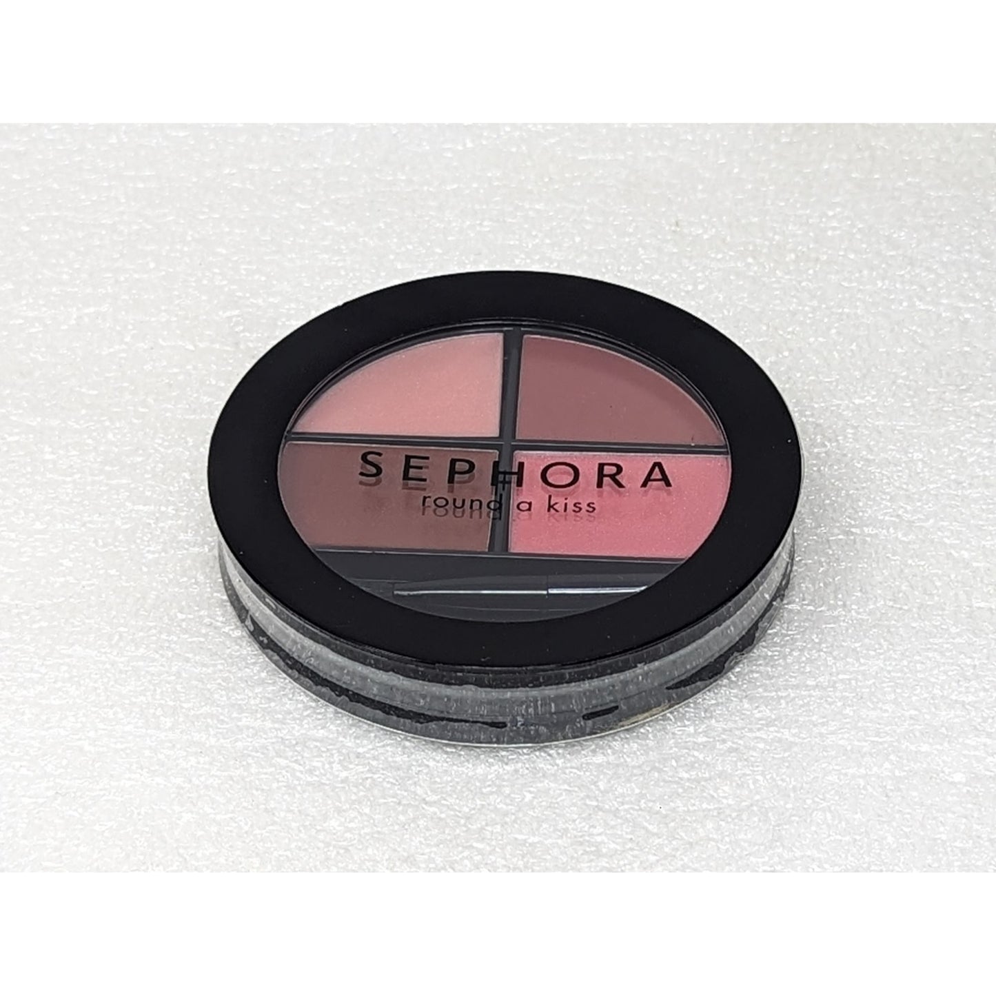 Sephora Round A Kiss lipstick Palette 01