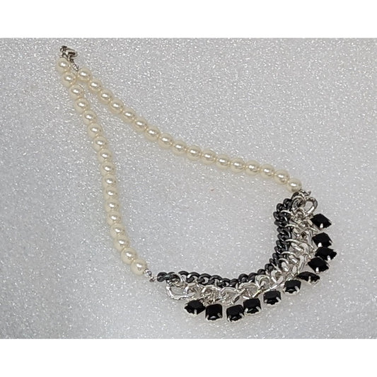 Elegant 18" Avon Fancy Jet Faux Pearl & Black Necklace With Silver Tone Chain