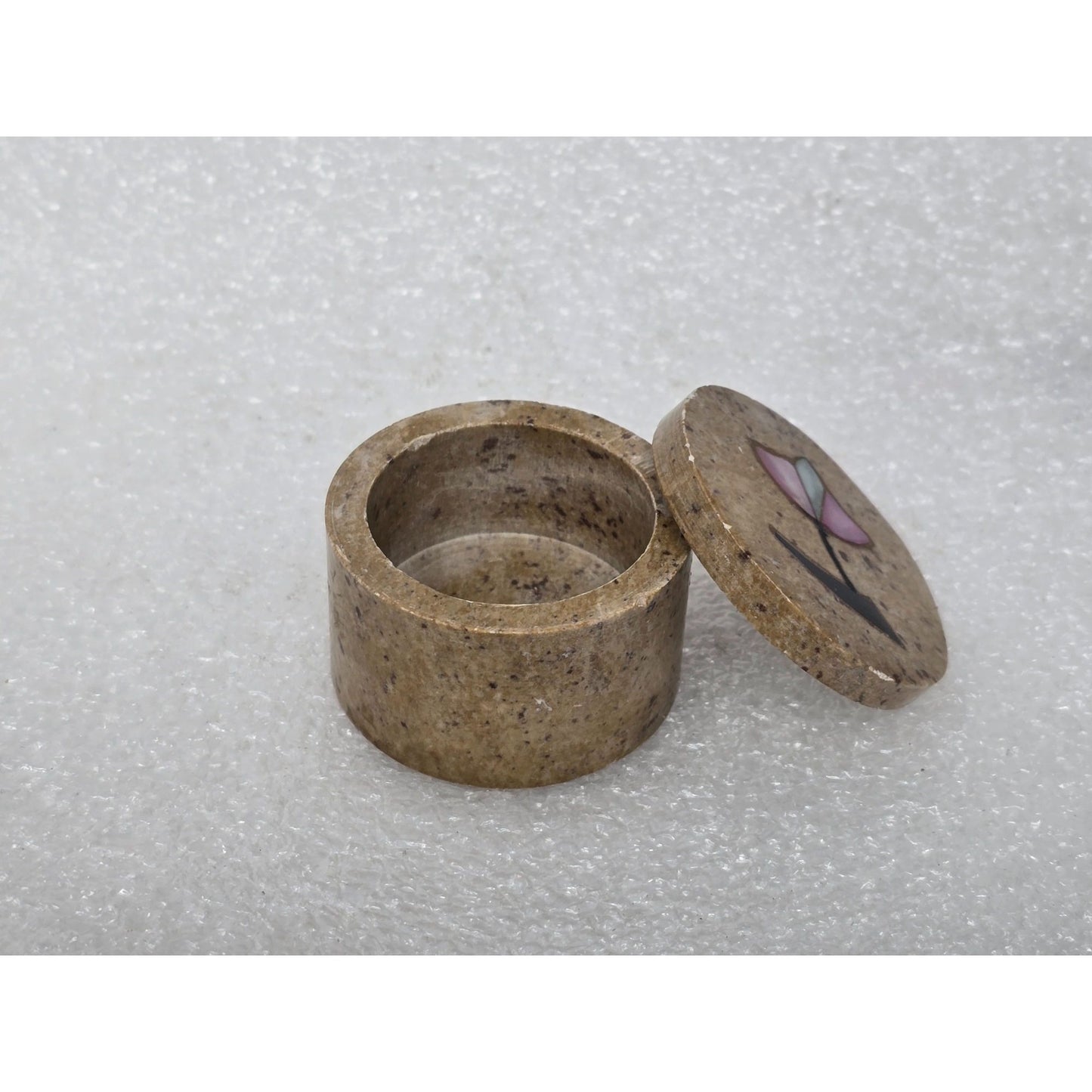 Handcrafted Soapstone Round Trinket Box Mother of Pearl Floral Inlay Design