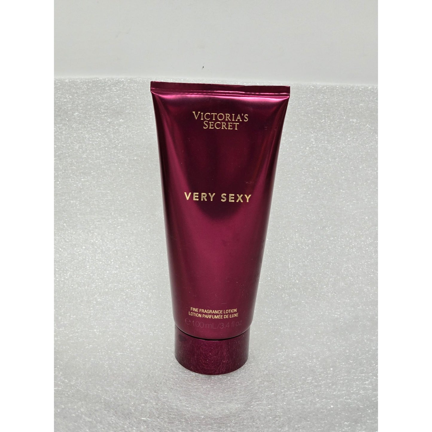 Victoria's Secret Very Sexy Fine Fragrance Lotion 100mL / 3.4 fl oz