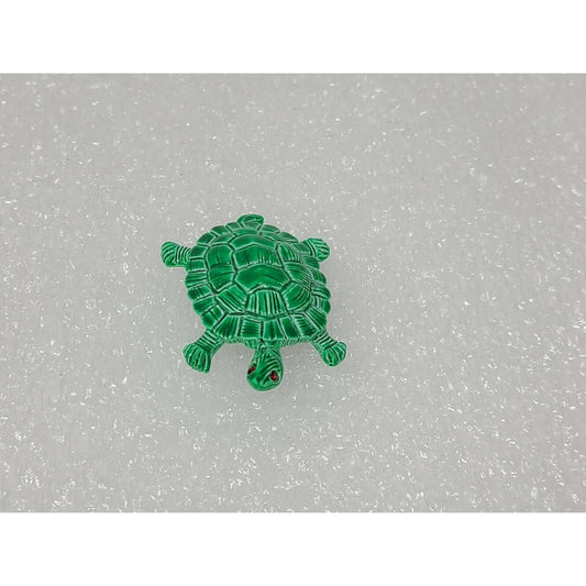 Vintage Signed Gerry's Textured Green Turtle W/ Red Rhinestone Eyes Brooch Pin