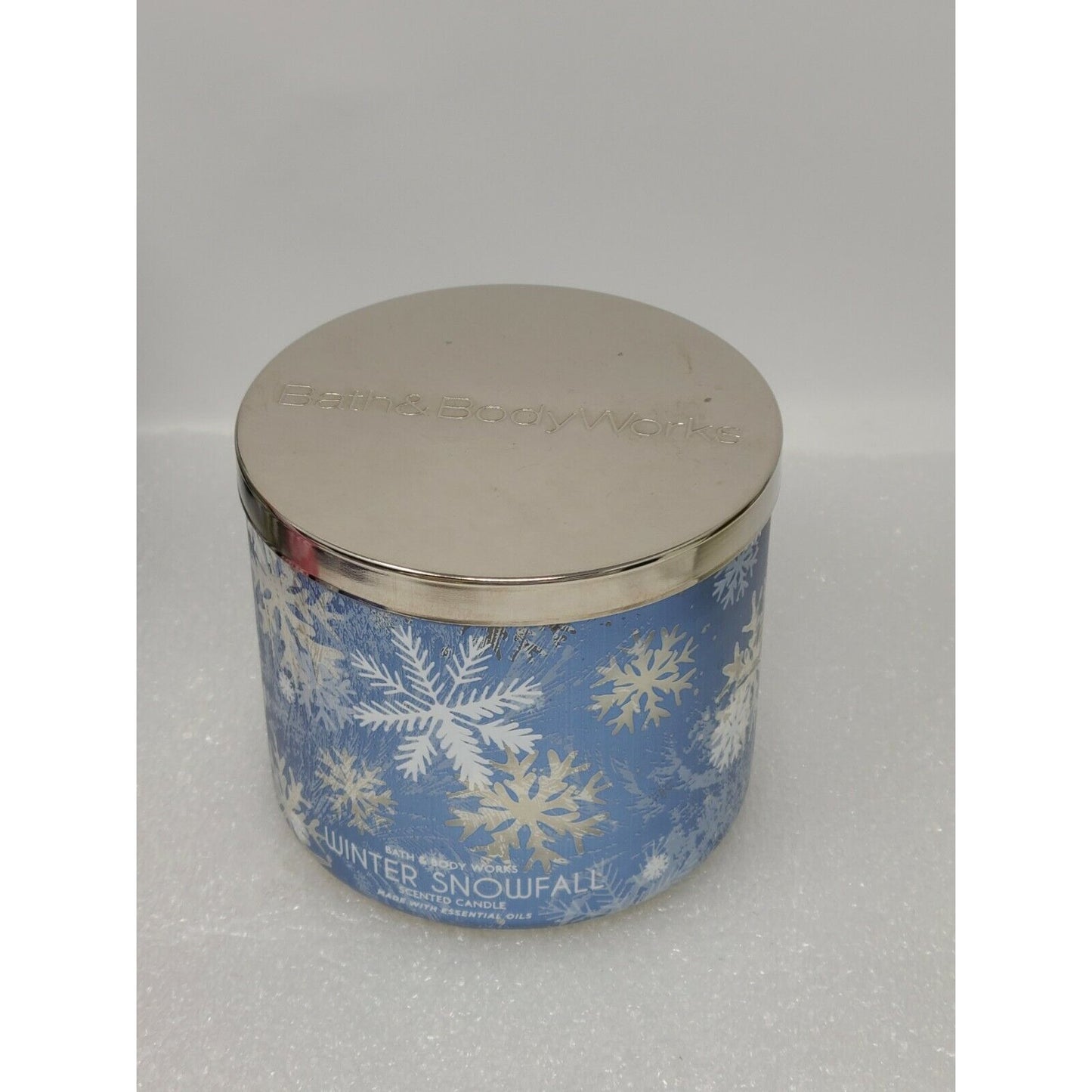 Bath & Body Works Winter Snowfall Large 3 Wick 14.5 oz Candle