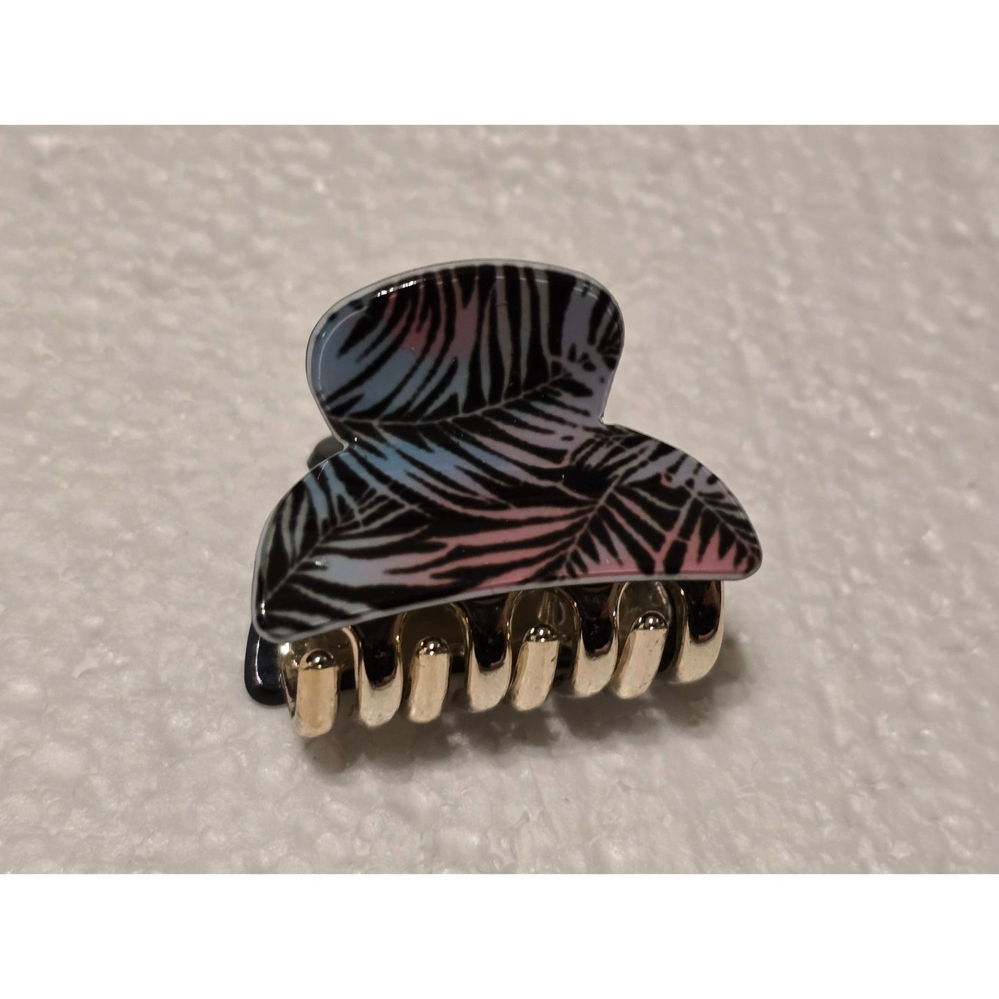 Small Hair Claw Clip With Tropical Leaf Print Design