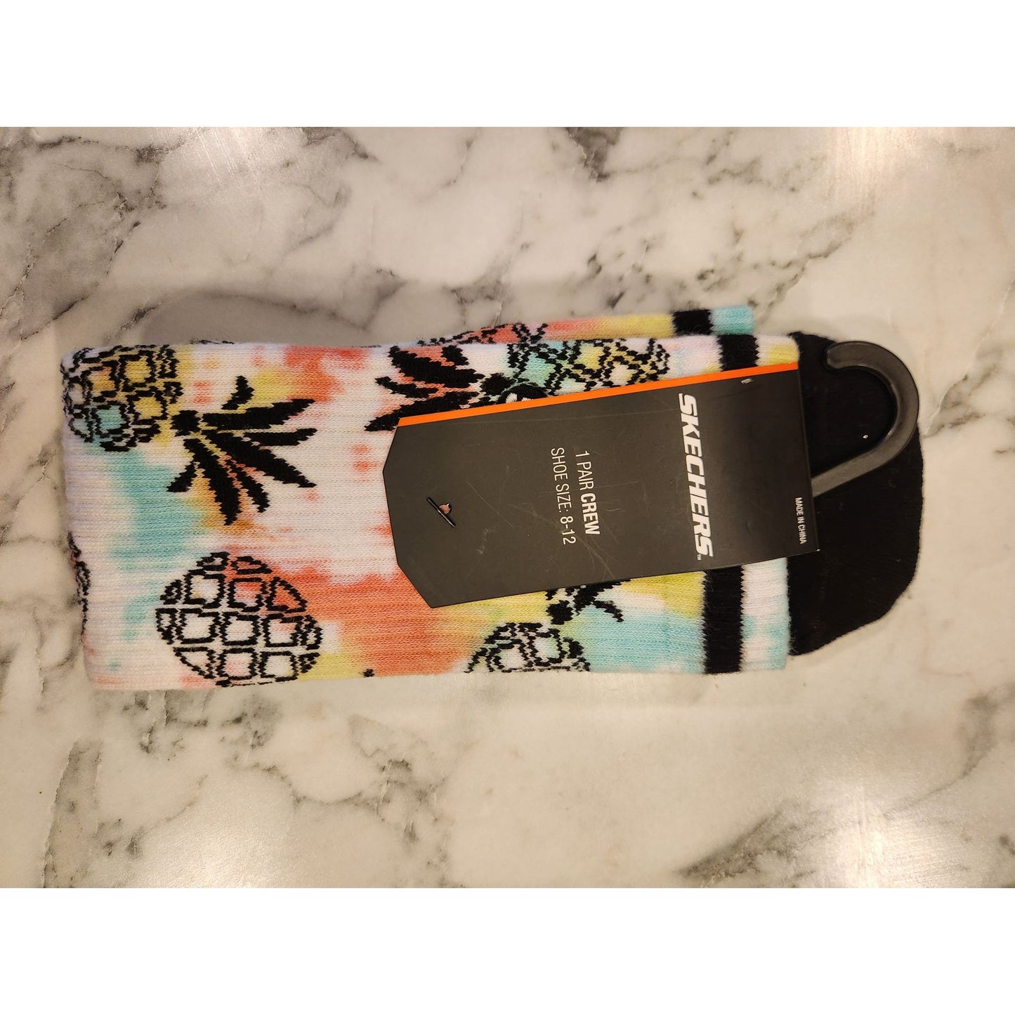 Skechers Womens Tie Dye Crew Socks Size 8-12 With Pineapple & Palm Tree Design