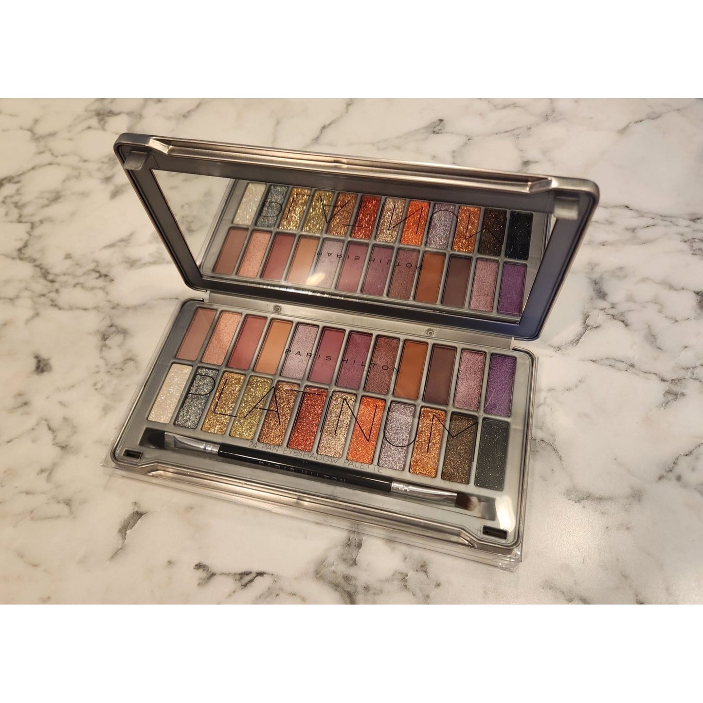 Paris Hilton Platinum 24 Pan Eyeshadow Palette With Mirror & Brush