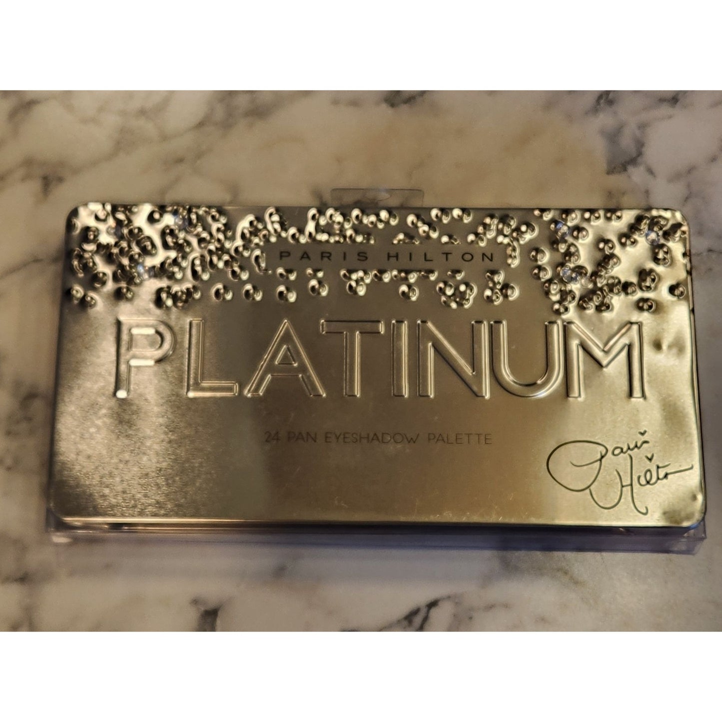 Paris Hilton Platinum 24 Pan Eyeshadow Palette With Mirror & Brush