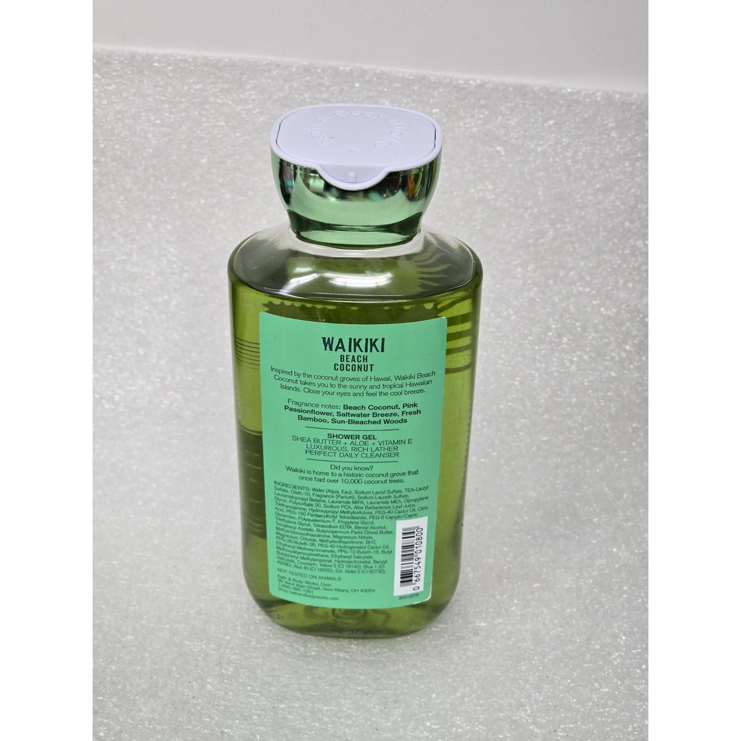 Bath & Body Works Waikiki Beach Coconut Shower Gel With Vitamin E 10 Oz/295 Ml