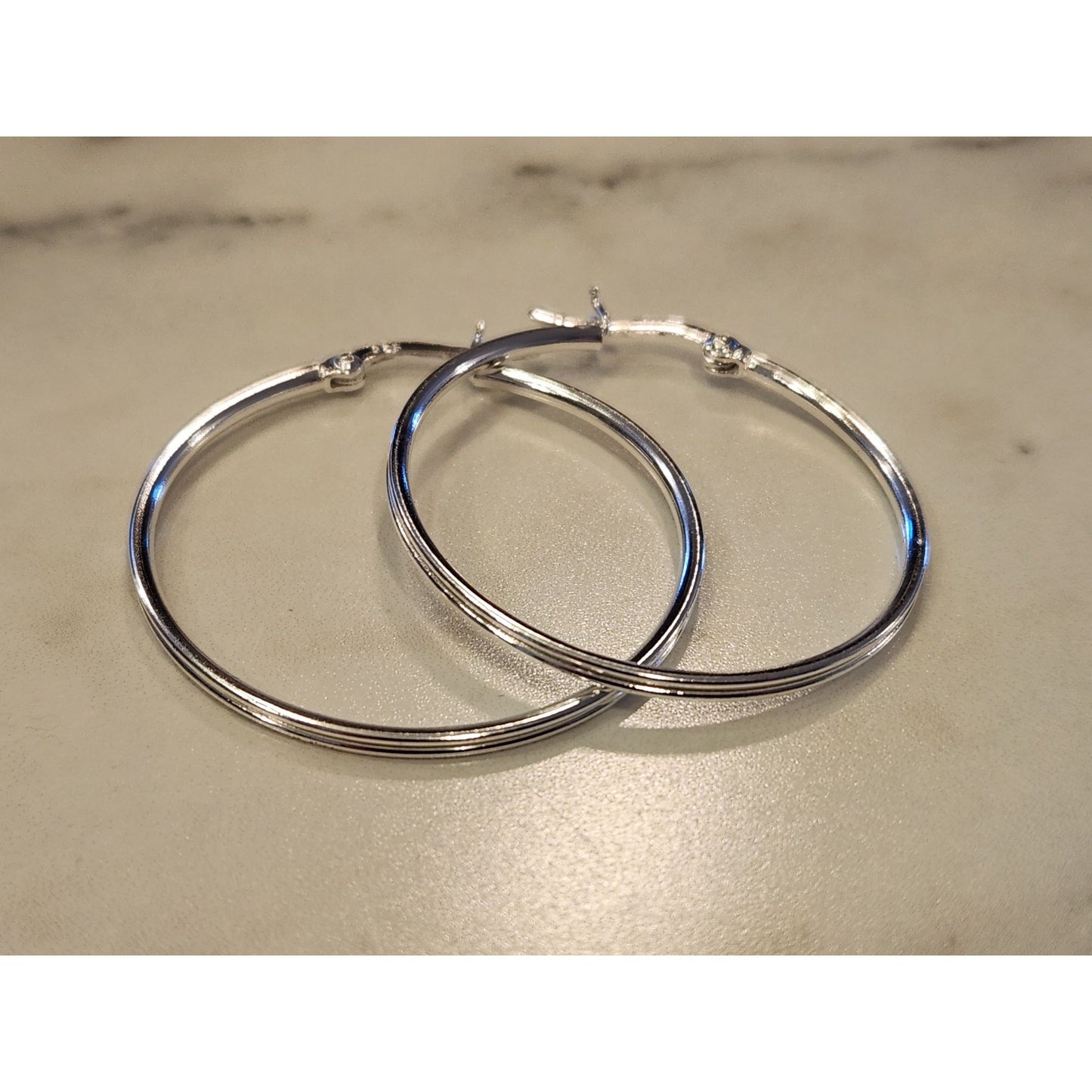 Sterling Silver Hoop Earrings Polished Finish Lightweight Stylish Jewelry Women