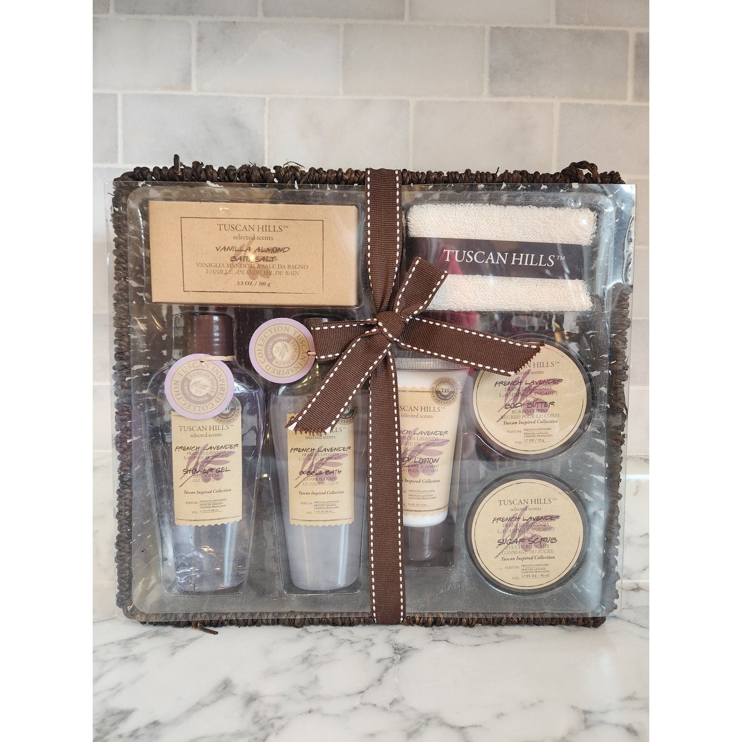 Tuscan Hills French Lavender Scented Bath & Body Gift Set With Woven Basket