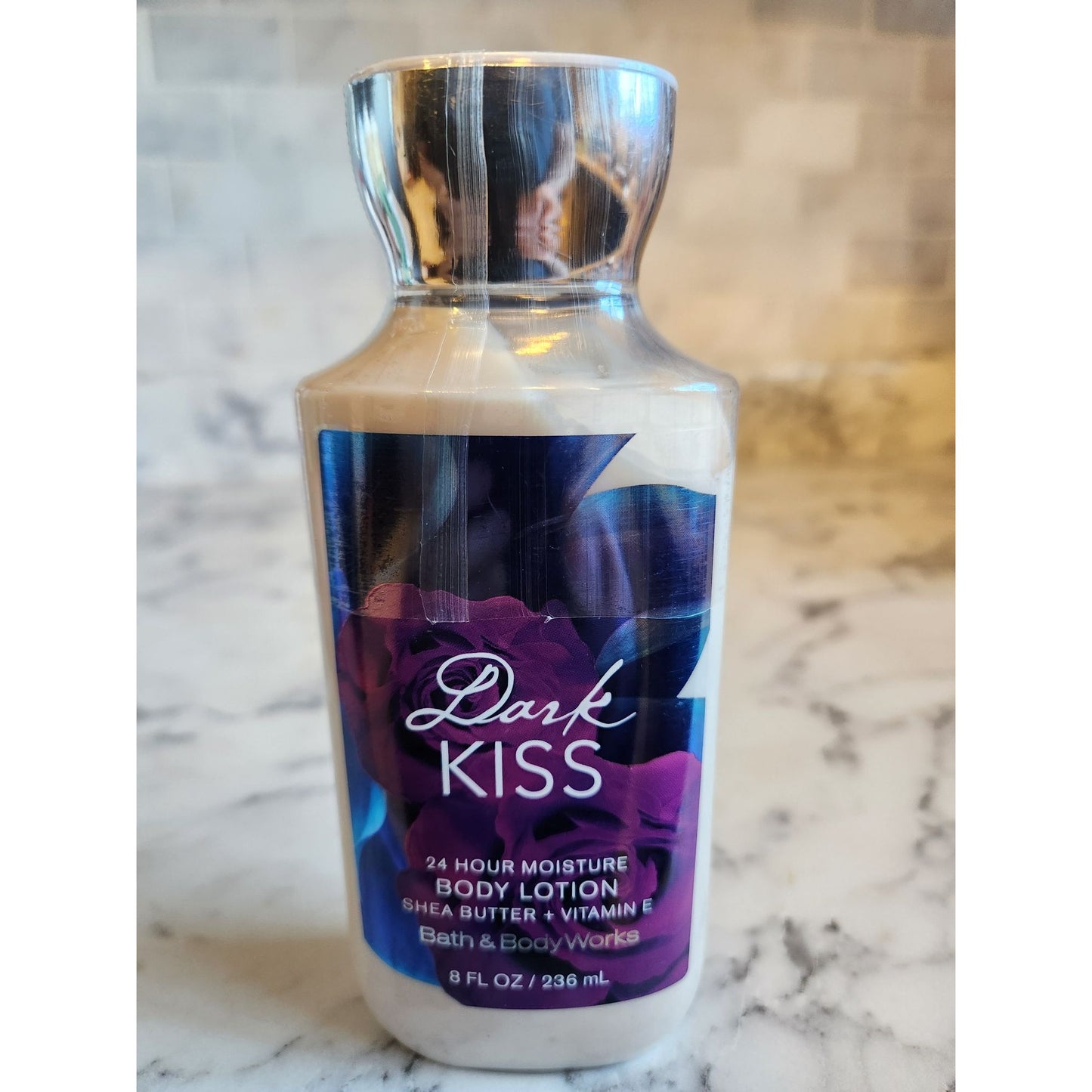 Bath & Body Works Dark Kiss Body Lotion 8 Fl Oz Shea Butter & Vitamin E Sealed