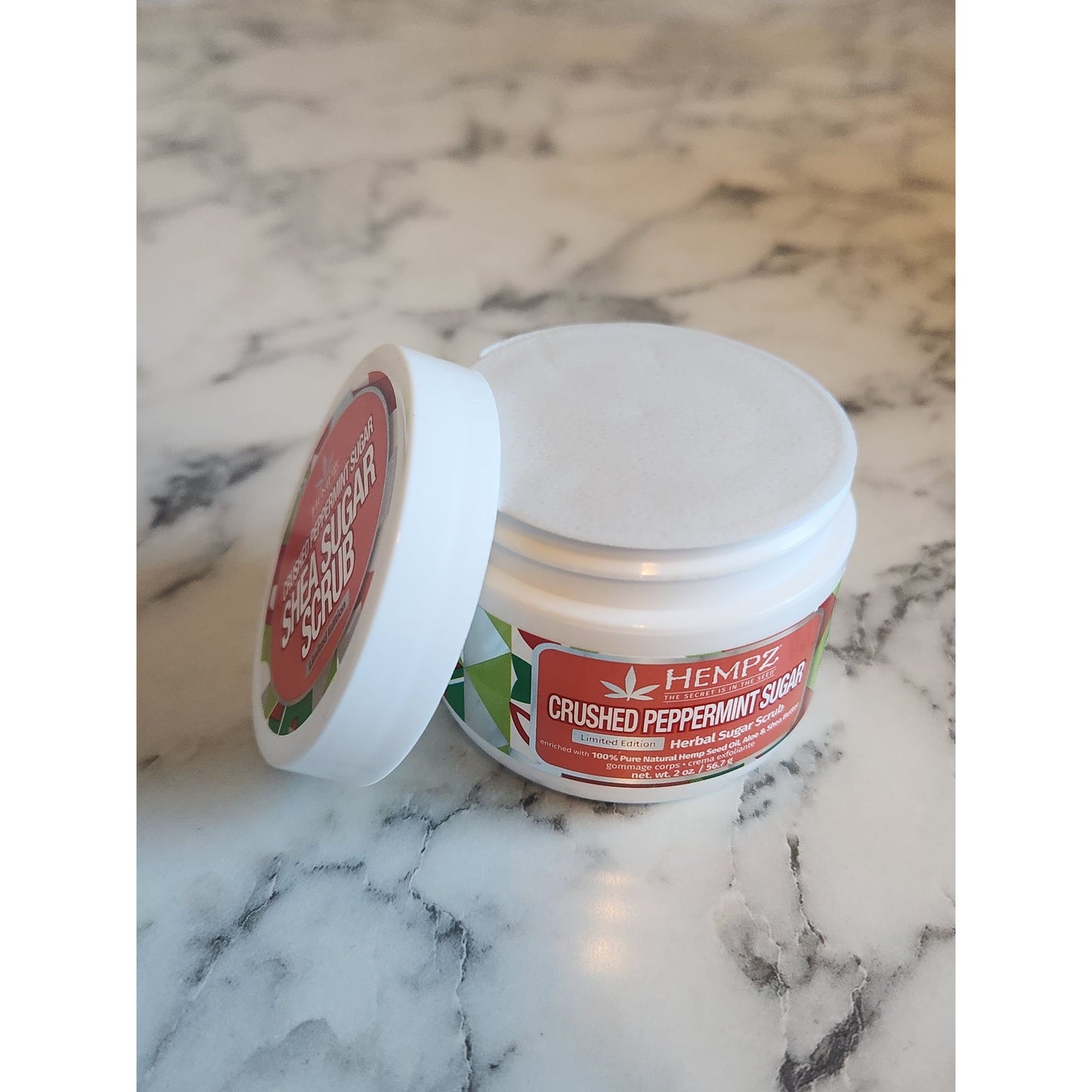 Hempz Holiday Delights Crushed Peppermint Sugar Exfoliate & Moisturize Treat Set