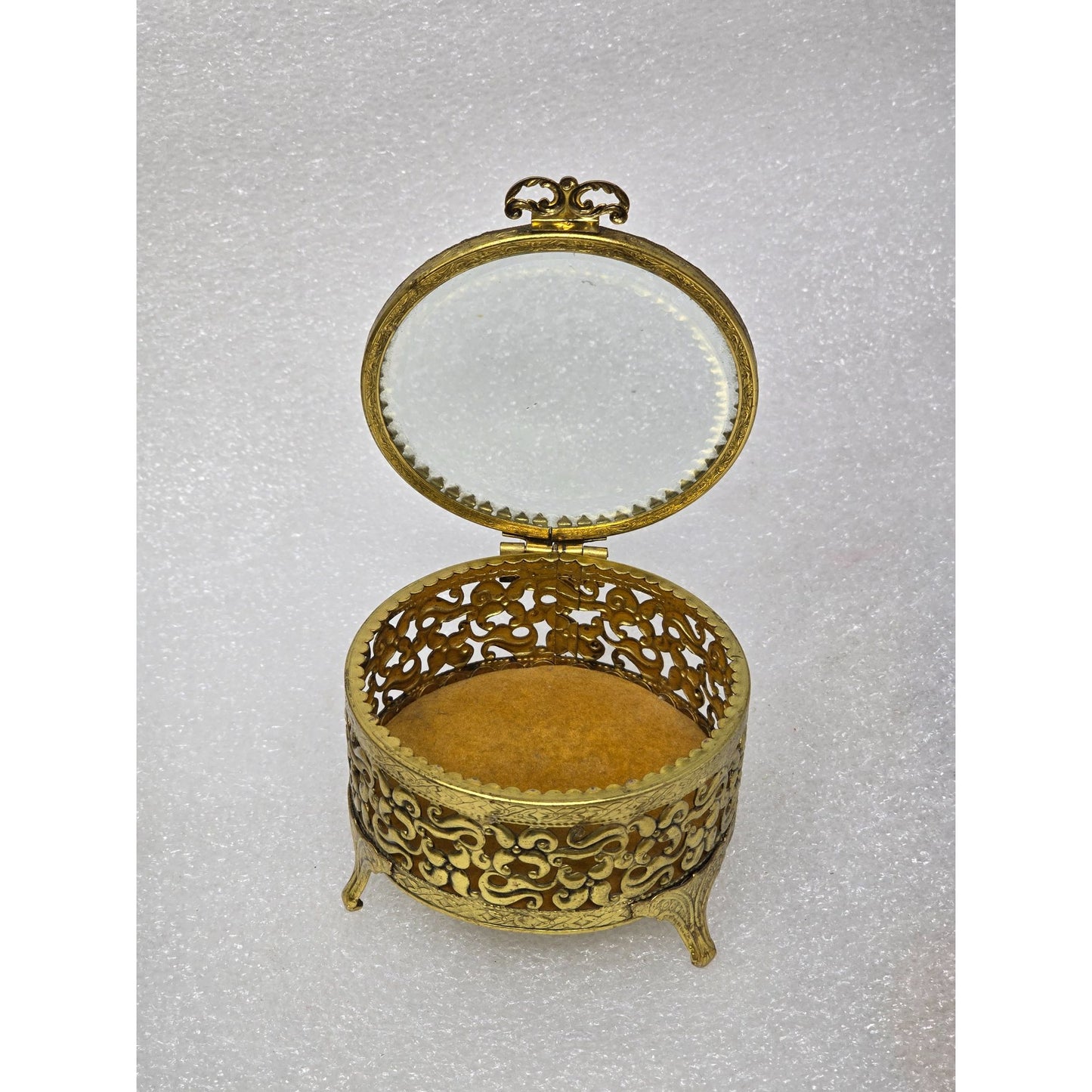Vintage Hollywood Regency Gold Filigree Trinket Jewelry Box Glass Lid Footed