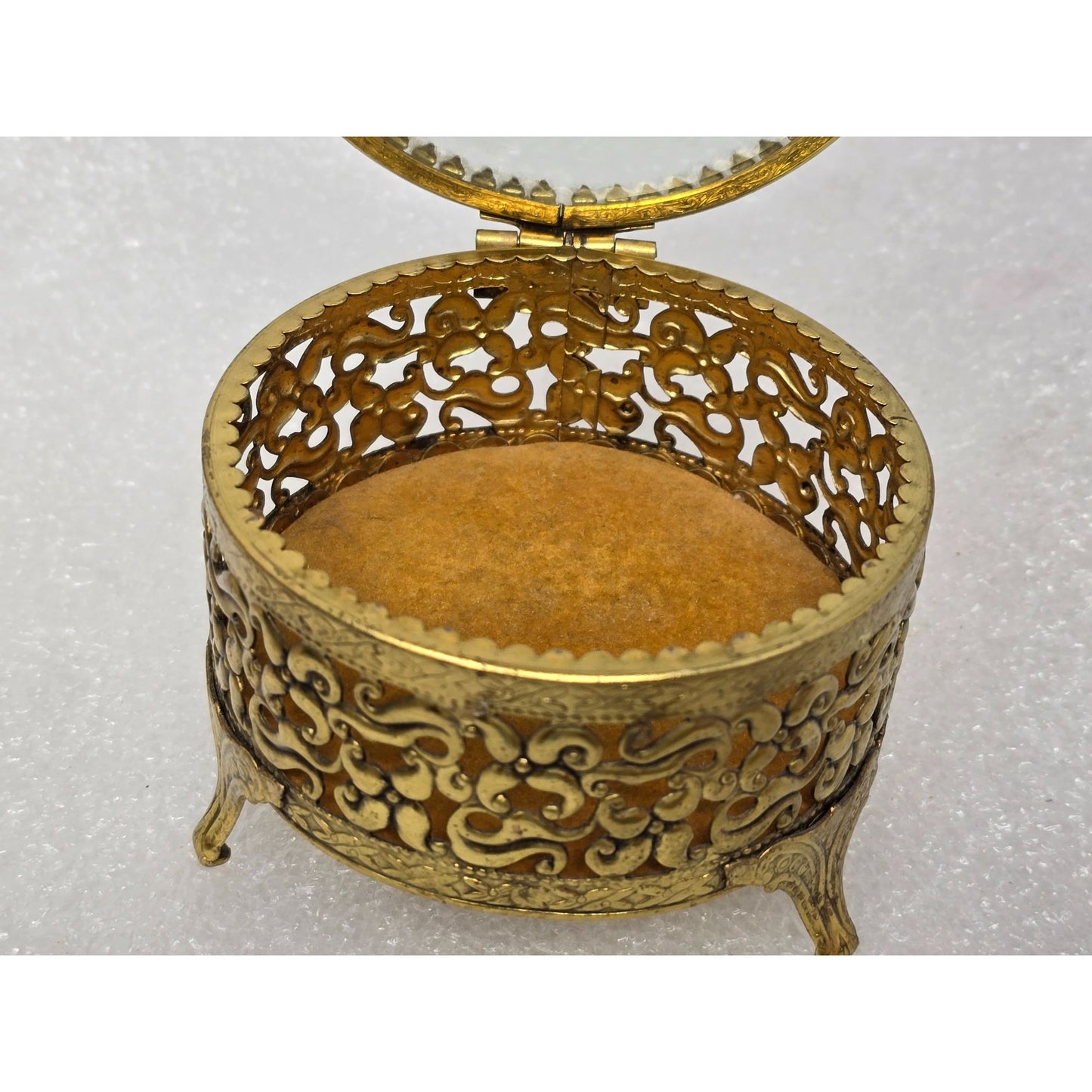 Vintage Hollywood Regency Gold Filigree Trinket Jewelry Box Glass Lid Footed