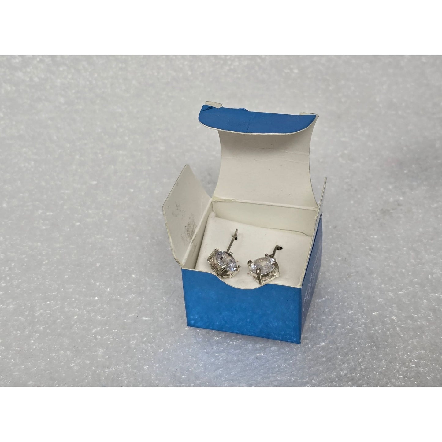 Vintage Avon CZ Leverback Solitaire Earrings In Silvertone With Original Box
