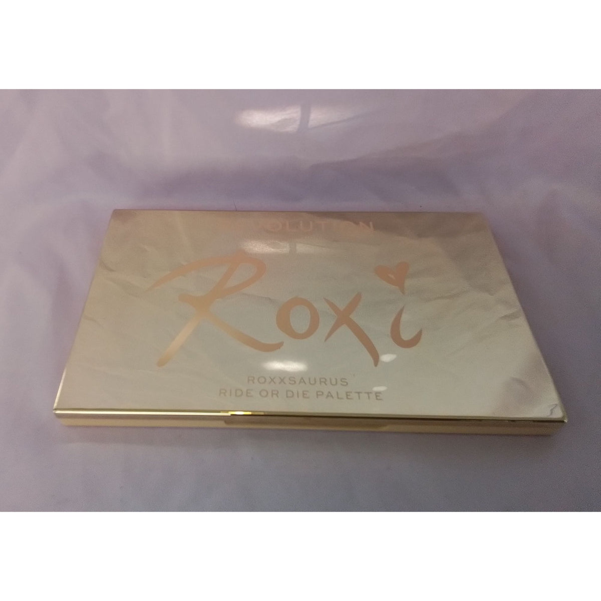 Makeup Revolution London Roxi Roxxsaurus Ride Or Die Eyeshadow Palette