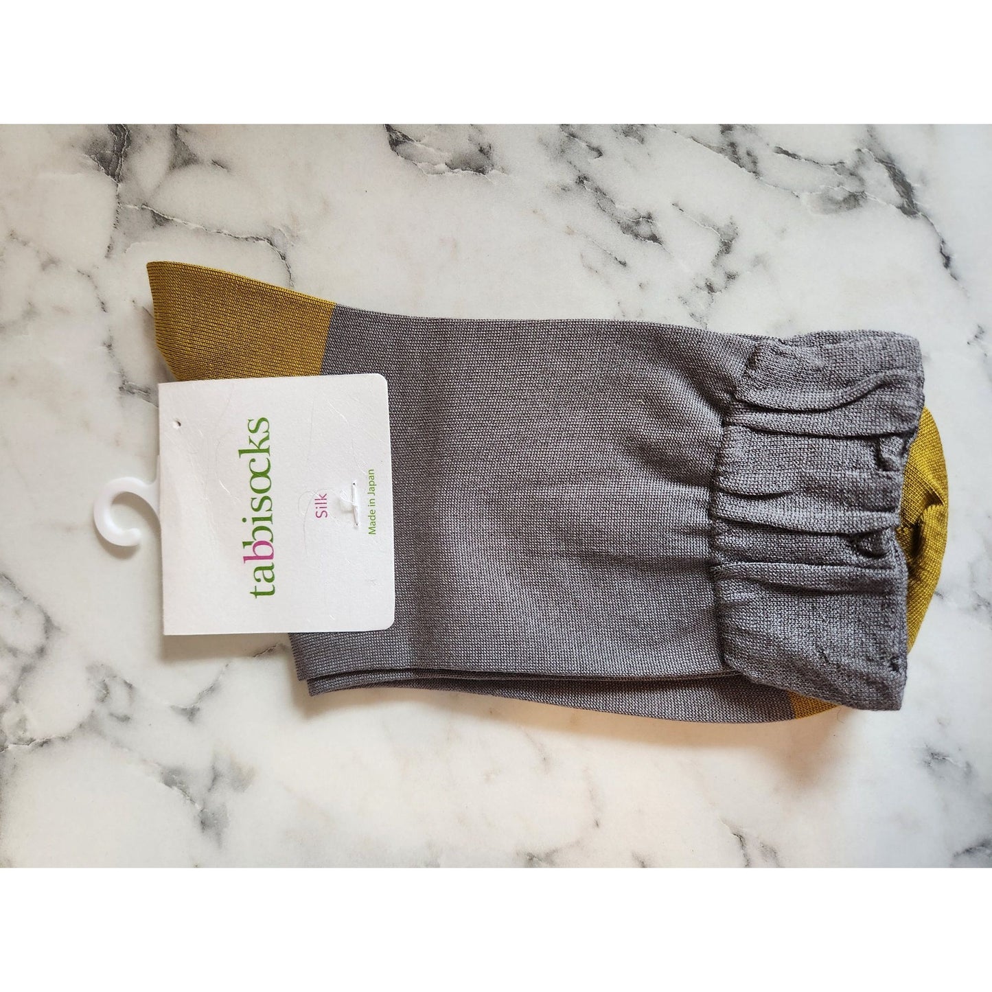 Tabbisocks Silver Grey & Pear Crew Socks US6-11 80% Silk Lightweight & Soft